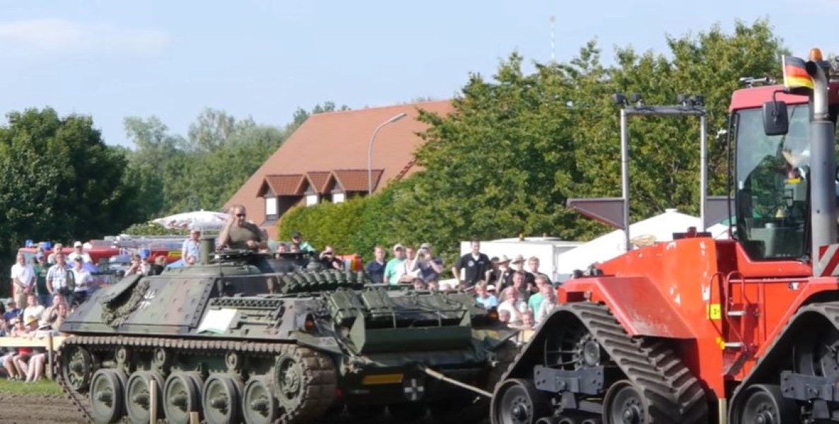 tractor-vs-tank-tug-of-war-1